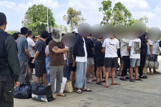 Tây Ninh tiếp nhận 59 công dân từ Campuchia và xử lý nhiều đối tượng xuất cảnh trái phép