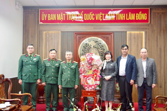 Bộ Chỉ huy Quân sự tỉnh Lâm Đồng chúc tết các đơn vị