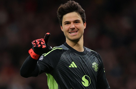 Senne Lammens: Chốt chặn thầm lặng hồi sinh hàng thủ Manchester United