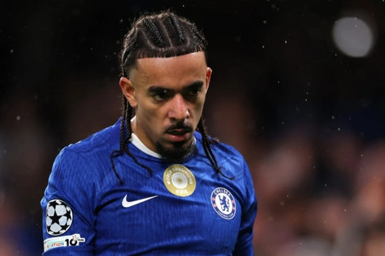 Chelsea đối mặt bài toán nhân sự: Liam Rosenior sẽ trảm Malo Gusto ở derby London?