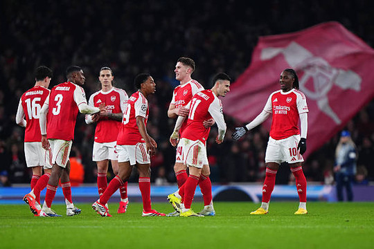 Arsenal và Liverpool tìm lối thoát, Chelsea thăng hoa tại vòng 24 Ngoại hạng Anh