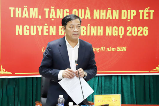 Đồng chí Lê Trọng Yên thăm, chúc Tết doanh nghiệp, chủ rừng