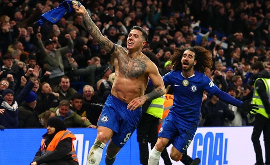 Liam Rosenior đập tan chỉ trích bằng khởi đầu ấn tượng tại Chelsea