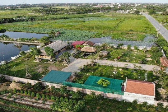 Đất ao xen kẽ trong khu dân cư có được chuyển mục đích và cấp sổ?