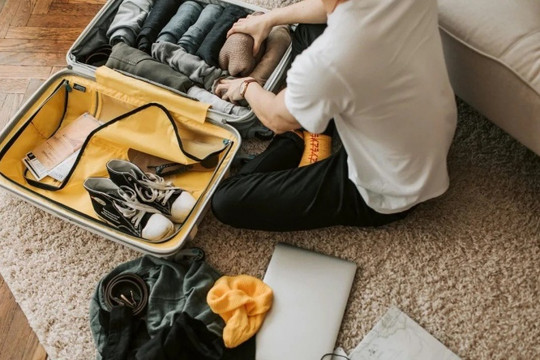 Bí quyết sắp xếp hành lý xách tay cho chuyến du lịch 2 tuần gọn nhẹ và tối ưu