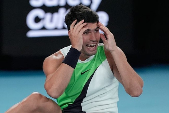 Carlos Alcaraz vô địch Australian Open 2026: Thiết lập Career Grand Slam dubai casino 88 - dubai palace dubaicasino88.bio ở tuổi 22