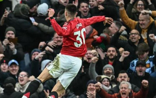 MU thắng kịch tính Fulham 3-2: Khoảnh khắc thiên tài của Benjamin Sesko tại Old Trafford
