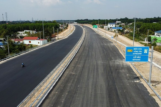 Đề xuất thông xe tạm 18 km cao tốc Biên Hòa - Vũng Tàu trước Tết Nguyên đán