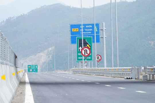 Thông xe cao tốc Quy Nhơn - Chí Thạnh 14.800 tỷ đồng trước Tết Nguyên đán 2026