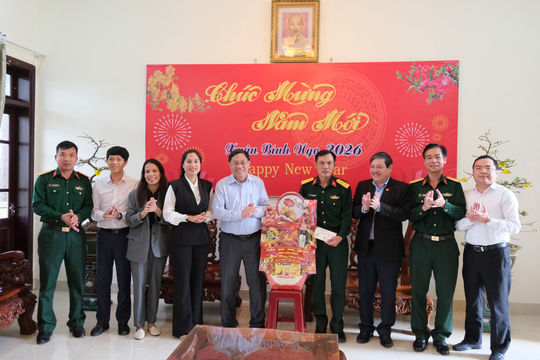 Phó Chủ tịch UBND tỉnh Võ Ngọc Hiệp chúc Tết lực lượng vũ trang và ngành Y tế phía Tây Lâm Đồng