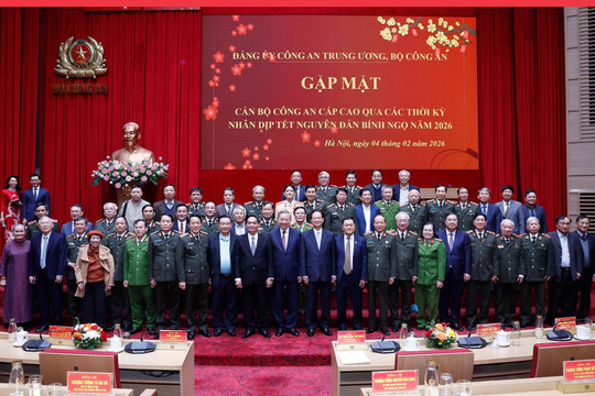 Tổng Bí thư Tô Lâm gặp mặt cán bộ công an cấp cao các thời kỳ