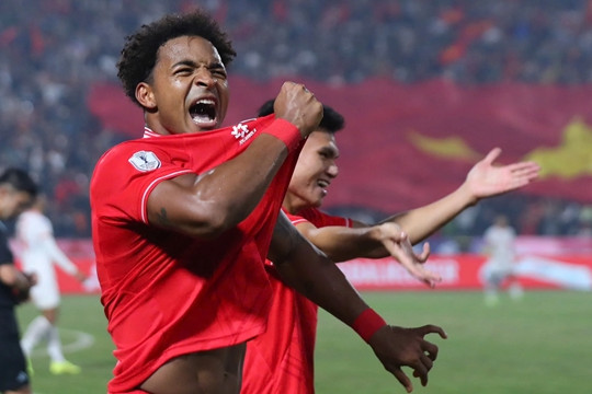 Nguyễn Xuân Son đấu dàn sao nhập tịch JDT: Lời tuyên chiến từ sát thủ sân Thiên Trường
