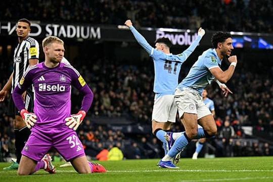 Man City hạ Newcastle 3-1 để vào chung kết EFL Cup đấu Arsenal