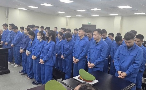 Hà Nội: Xét xử 35 bị cáo trong đường dây lừa đảo tài chính chiếm đoạt hơn 40 tỷ đồng
