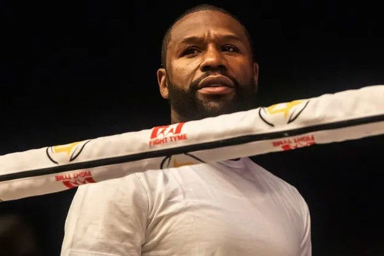 Floyd Mayweather kiện mạng truyền hình Showtime đòi bồi thường 340 triệu USD