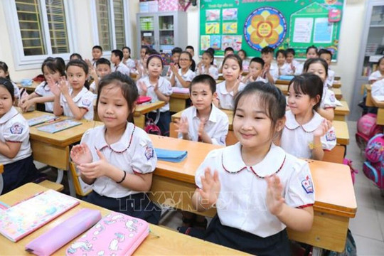 Ai được quyền xin rút học bạ của học sinh?