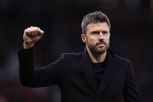 Man Utd đối đầu Tottenham: Michael Carrick và bài toán phá dớp 8 trận không thắng