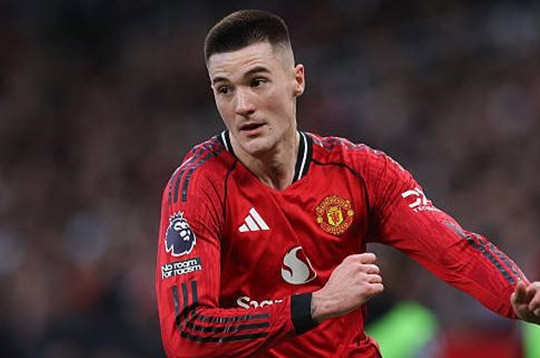 MU hưởng lợi khi hụt Liam Delap: Benjamin Sesko chứng minh giá trị 66 triệu bảng