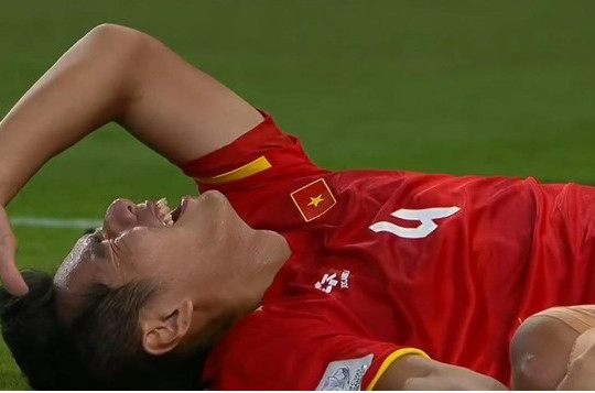 Bác sĩ U23 Việt Nam cảnh báo tình trạng quá tải khiến dàn trụ cột dính chấn thương nặng
