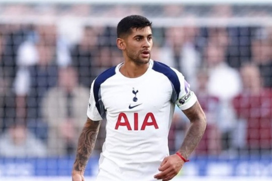 Tin chuyển nhượng 6/2: Real và Barca đại chiến vì Romero, Napoli đàm phán chiêu mộ Sterling