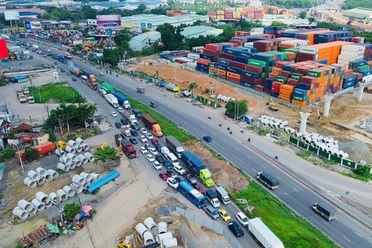 Nút giao Tân Vạn 2.000 tỷ đồng thử nghiệm phân luồng thi công Vành đai 3 TP. HCM