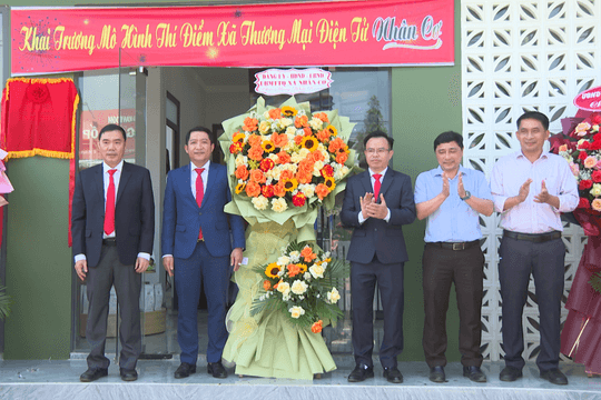 Lâm Đồng khai trương mô hình “Xã thương mại điện tử” tại Nhân Cơ