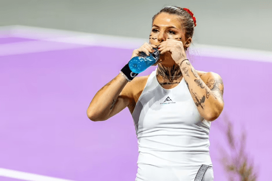 Oleksandra Oliynykova và thông điệp phía sau hành động từ chối bắt tay tại Transylvania Open