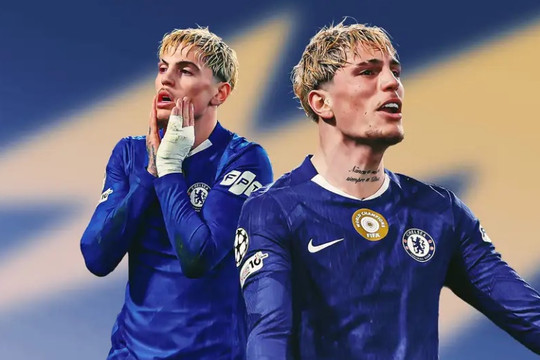 Garnacho sa sút tại Chelsea: Khi nhận định 'vụn vỡ' của Gary Neville trở thành sự thật