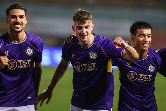 Hà Nội đánh bại Hải Phòng 2-0: David Fisher và Hoàng Hên rực sáng tại Hàng Đẫy