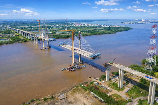Cầu Phước Khánh: Cầu dây văng tĩnh không cao nhất Việt Nam dự kiến hợp long giữa năm 2025