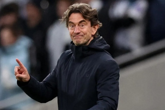 Thomas Frank lập kỷ lục buồn tại Tottenham: Huấn luyện viên tệ nhất lịch sử Big Six