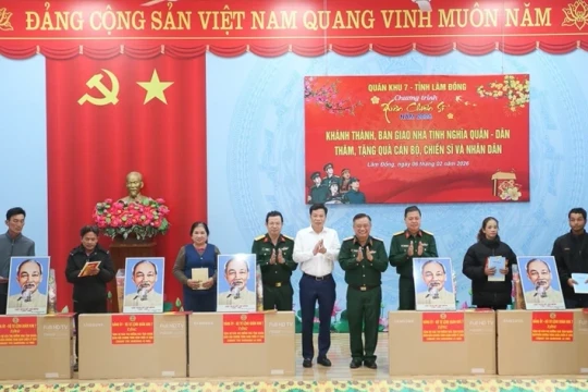 Xuân chiến sĩ vun đắp “thế trận lòng dân”