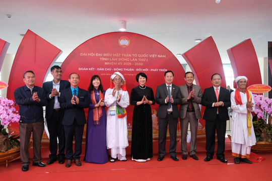 Mùa xuân đại đoàn kết