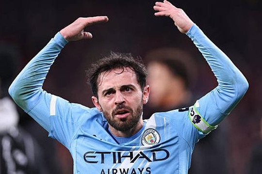 Bernardo Silva rực sáng tại Anfield: Manchester City phá dớp 89 năm trước Liverpool