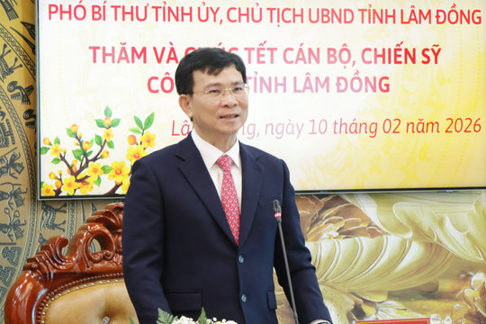 Chủ tịch UBND tỉnh Lâm Đồng Hồ Văn Mười thăm, chúc Tết Công an tỉnh