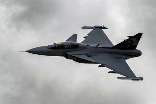 Ukraine công bố kế hoạch tiếp nhận 250 máy bay chiến đấu Gripen và Rafale