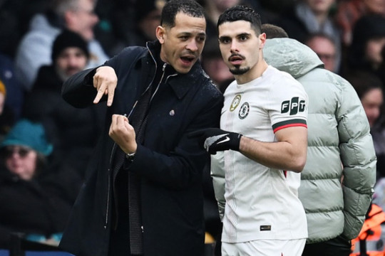 Chelsea đối mặt tử huyệt thể lực trong cuộc tiếp đón Leeds United
