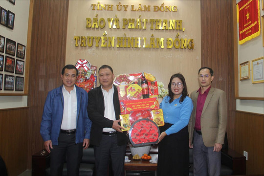 Các đơn vị thăm, chúc Tết Báo và Phát thanh, Truyền hình Lâm Đồng