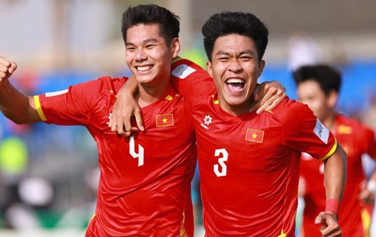 Bóng đá Việt Nam xóa bỏ rào cản thể hình nhờ ứng dụng khoa học thể thao