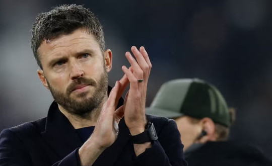 Michael Carrick và bài toán trảm Mbeumo: Khi sự tàn nhẫn là cần thiết tại Man Utd