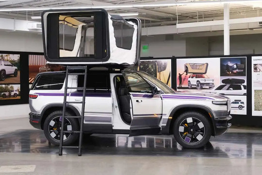 Rivian R2 2026: SUV điện tối ưu trọng lượng và công nghệ với giá từ 45.000 USD