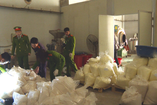 Bắc Ninh: Triệt phá đường dây sản xuất thực phẩm giả Thực dưỡng Fucoidan quy mô lớn
