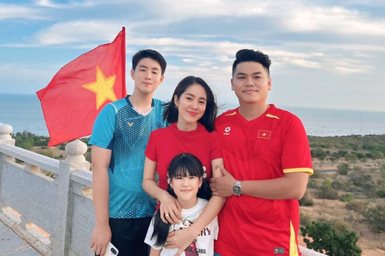 Diễn viên Lê Phương đưa chồng con về quê nội Dubai88 Palace Casino ăn Tết sớm