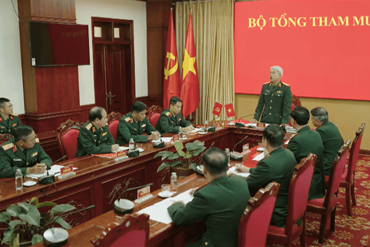 Phim Không giới hạn tập 8: Lợi thu phục nhóm du côn vào đội dân quân tự vệ