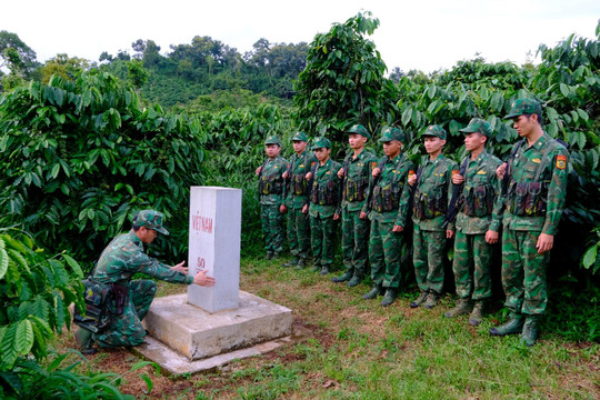 Tết của những người lính quân hàm xanh nơi tuyến đầu