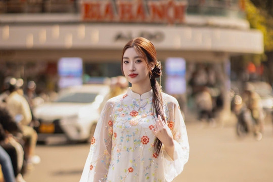 Hoa hậu Đỗ Mỹ Linh: Tết làm dâu bận rộn nhưng đong đầy trách nhiệm và hạnh phúc