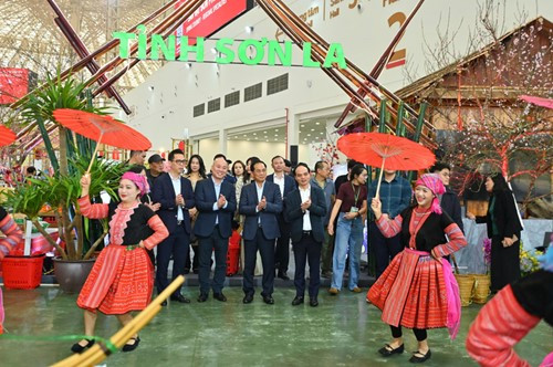 Hội chợ Mùa Xuân 2026 thu hút 500.000 lượt khách, 75% doanh nghiệp tăng trưởng