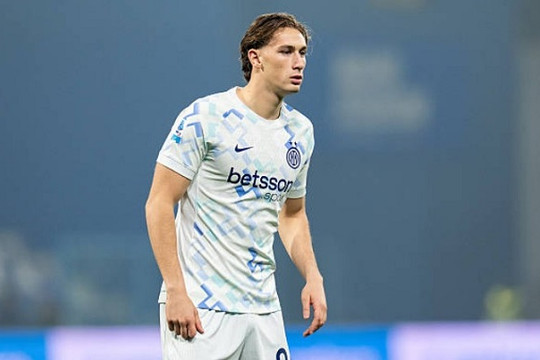 Arsenal nhắm Francesco Pio Esposito: Thông số áp đảo Viktor Gyokeres