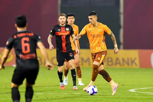 HAGL thăng hoa tại V-League: Hai chiến thắng quan trọng và nghịch lý trụ hạng