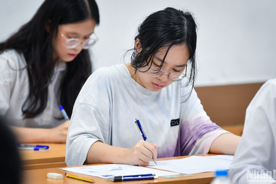 Bộ Giáo dục và Đào tạo chốt quy định bỏ xét riêng học bạ, cho thí sinh đăng ký tối đa 15 nguyện vọng